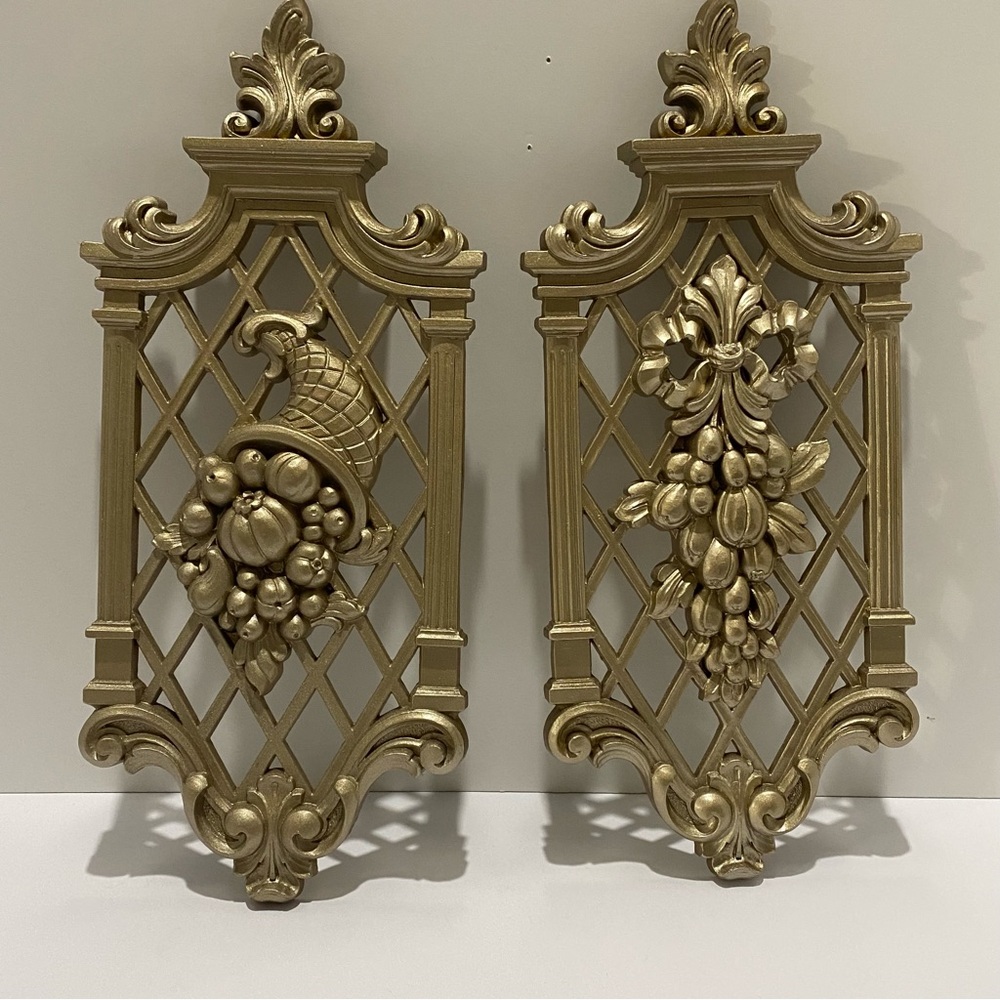 Set of 2 Vintage 1971 Syroco Homco Gold Wall Decor Plaques  MCM Nos. 7214 & 7215